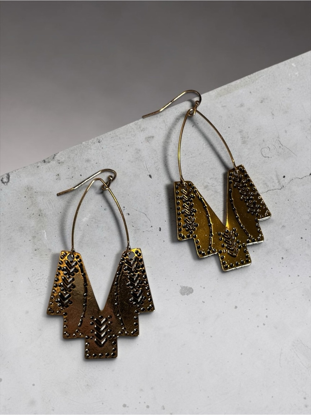 🍭5 for $20🍭 Boho Asymmetrical Gold Tone Drop Earrings CC X